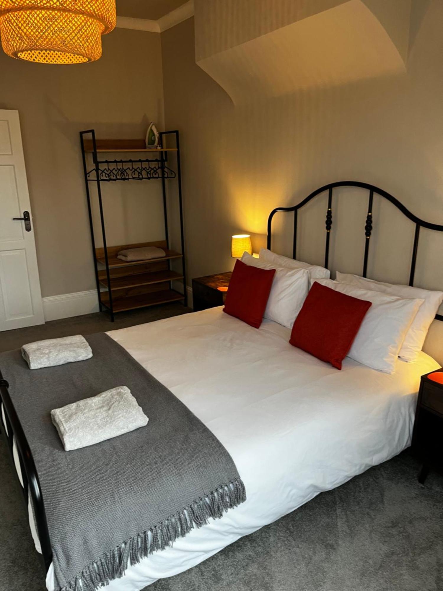 Contemporary Beach Apartment Brighton Eksteriør bilde
